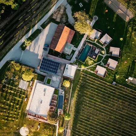 Hisa Marija House 4*