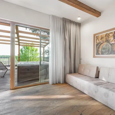 Hisa Marija House Hotel