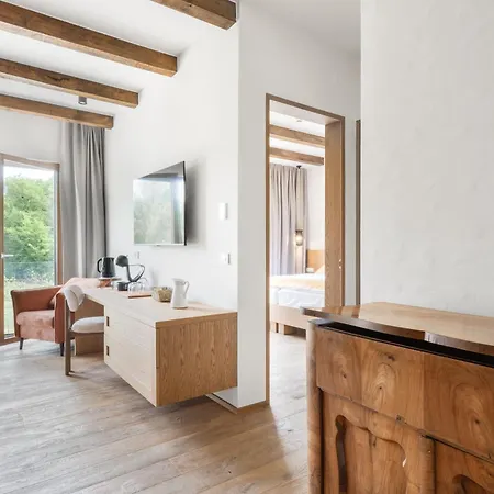 Hisa Marija House